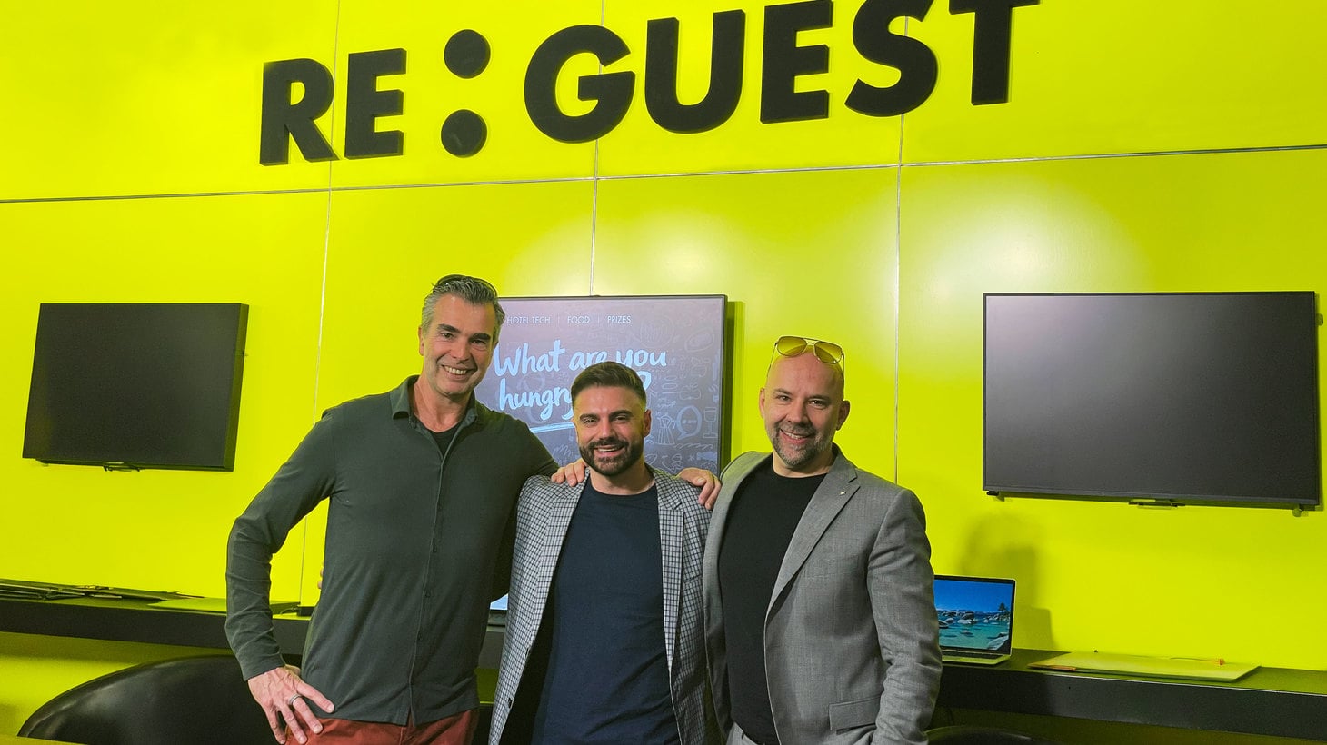 ReGuest übernimmt UK-Agentur UP Hotel Agency